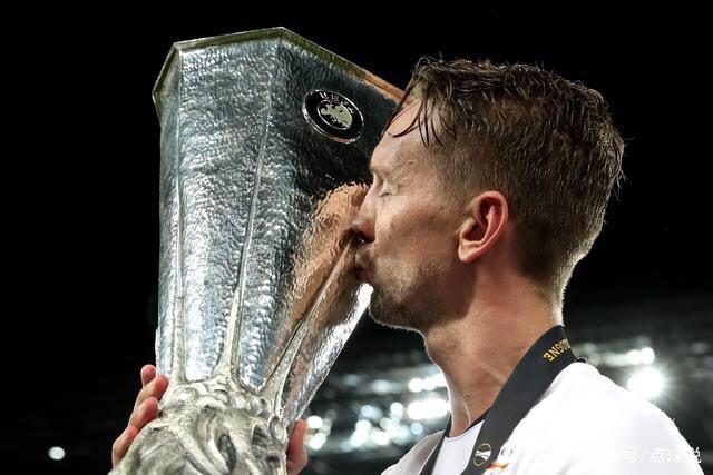 东契奇三双独行侠力克爵士 掘金大胜灰熊4连胜