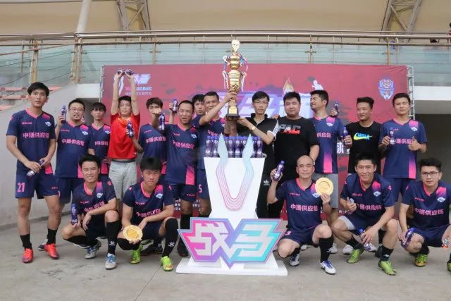 每体：巴萨不会3000万欧回购尼科